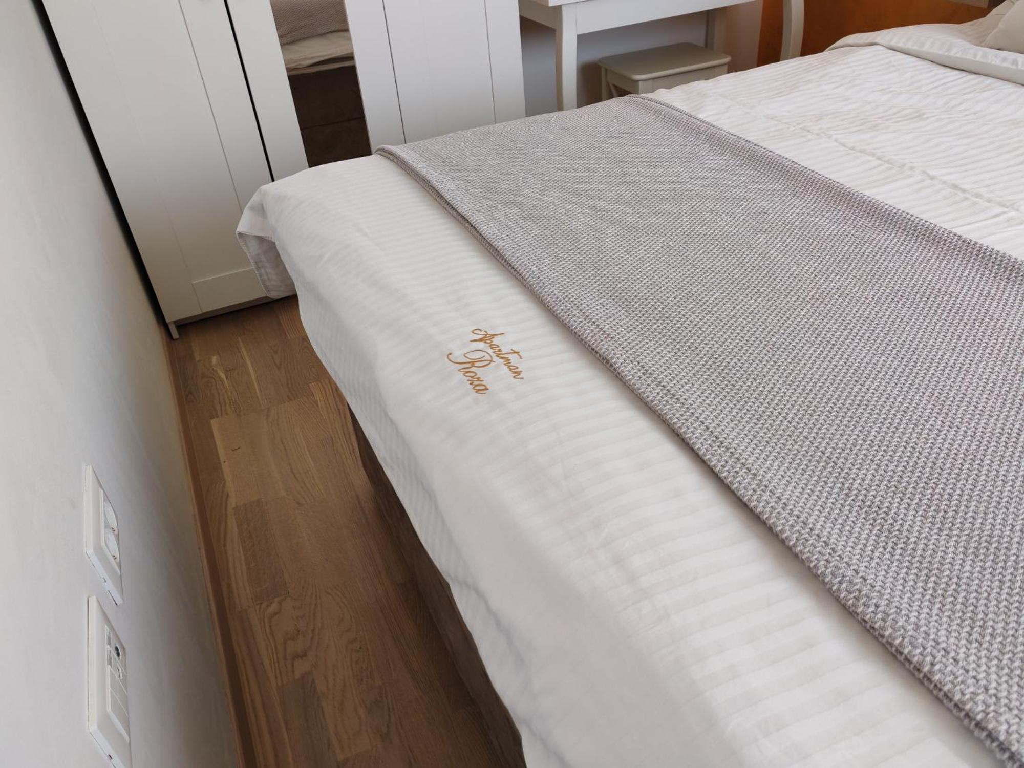 Roza Apartment